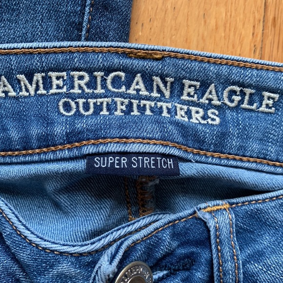 American Eagle Stretch Jeans - 2 pairs - Picture 3 of 3